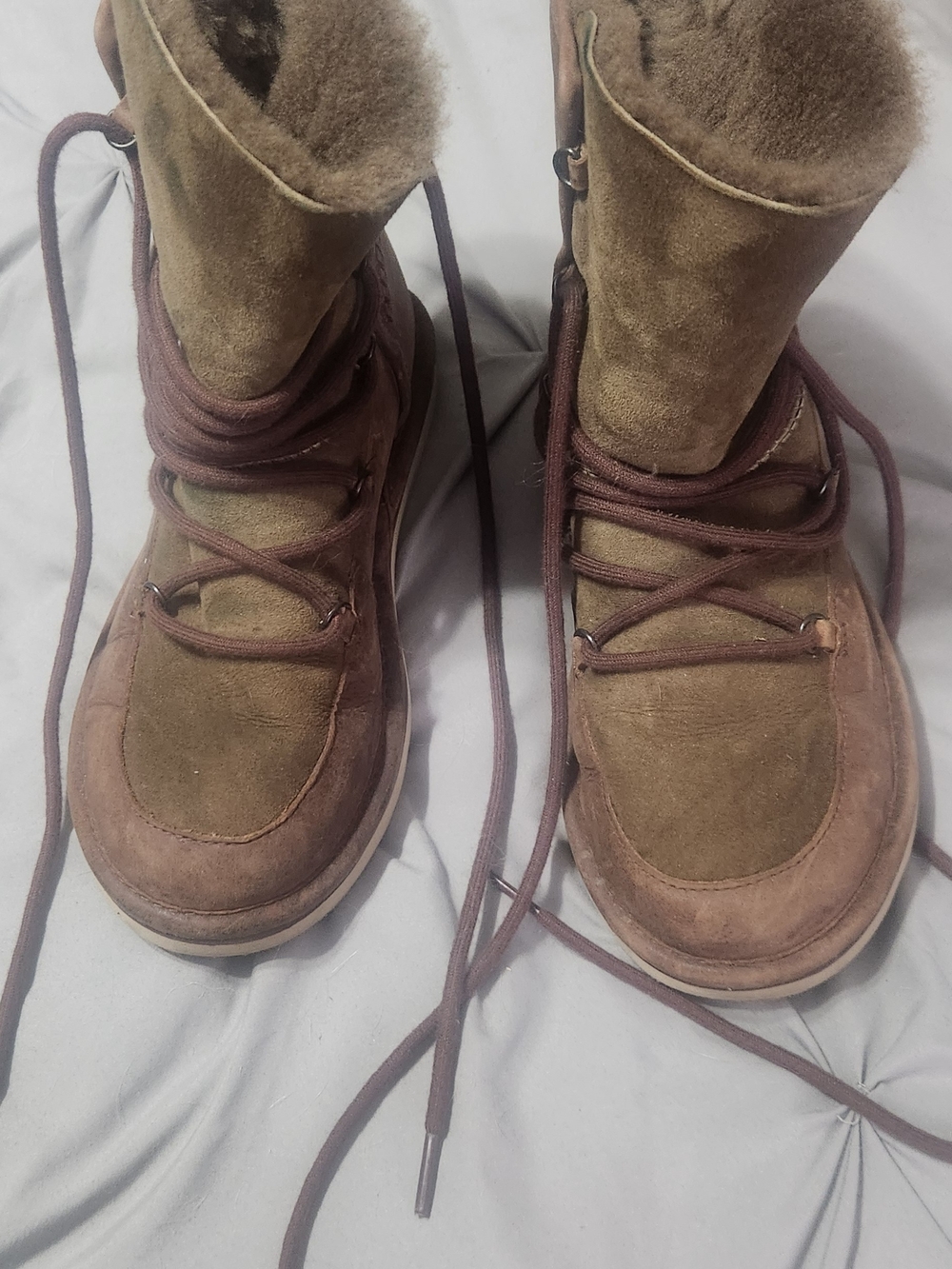 Ugg Women's Brown Suede Winter Boot with  Fur Lining